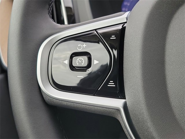 New 2026 Volvo XC60 B5 Plus w/ Protection Package Premier image 21