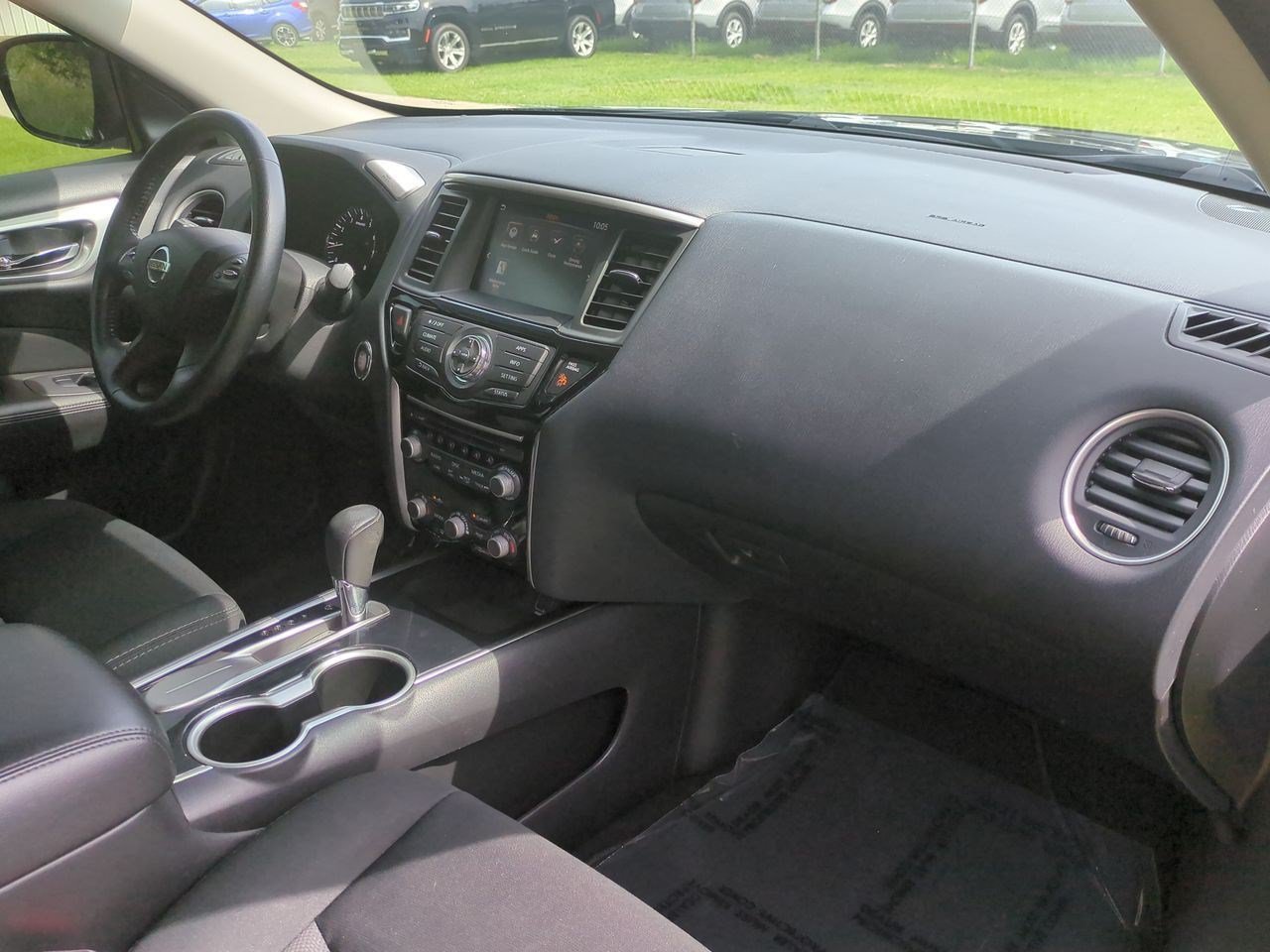 Certified 2020 Nissan Pathfinder SV FWD image 44