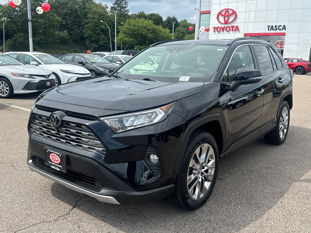Used 2020 Toyota RAV4 Limited AWD/4WD image 3