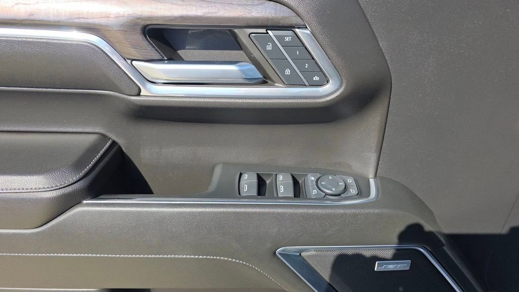 Used 2024 Chevrolet Silverado 1500 LTZ image 26