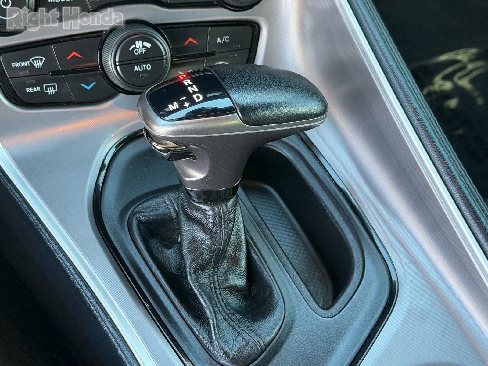 Used 2022 Dodge Challenger R/T Scat Pack w/ Driver Convenience Group image 27