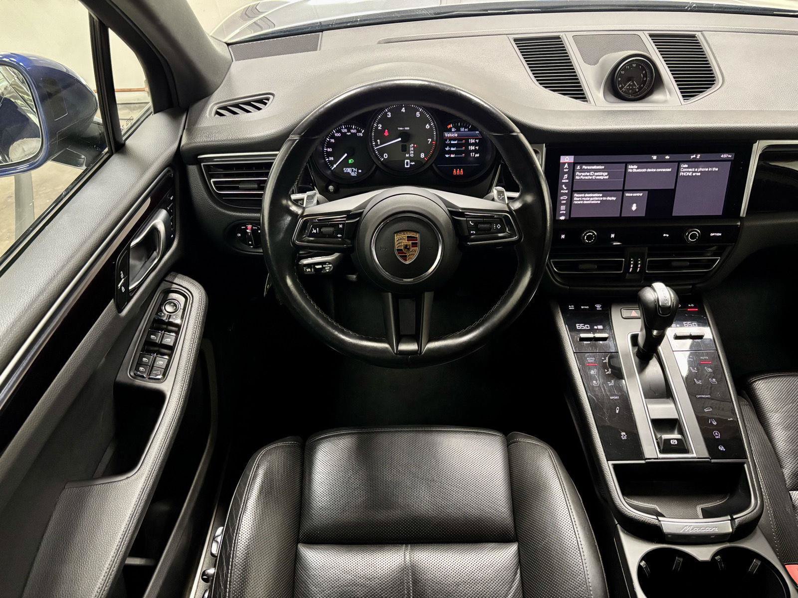 Used 2022 Porsche Macan S AWD/4WD image 2
