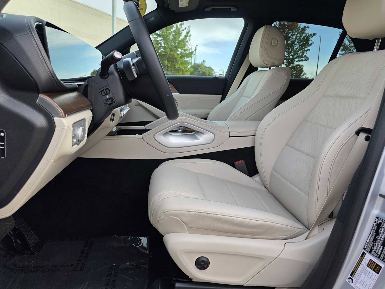 Used 2025 Mercedes-Benz GLE 350 4MATIC image 14