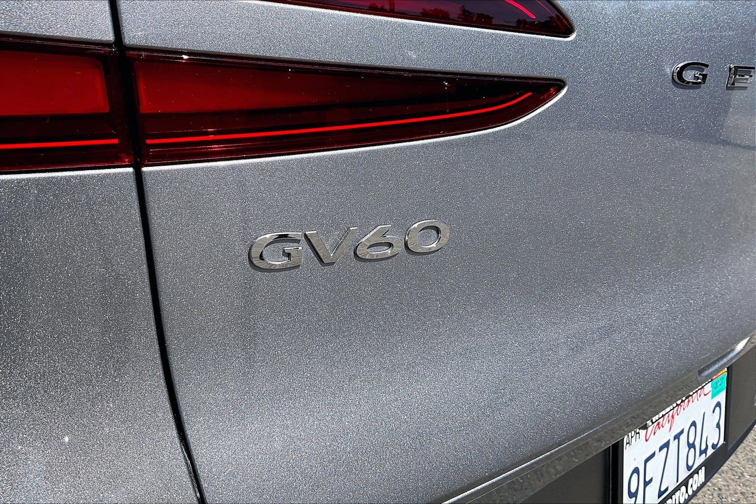 Used 2023 Genesis GV60 Advanced AWD/4WD image 7