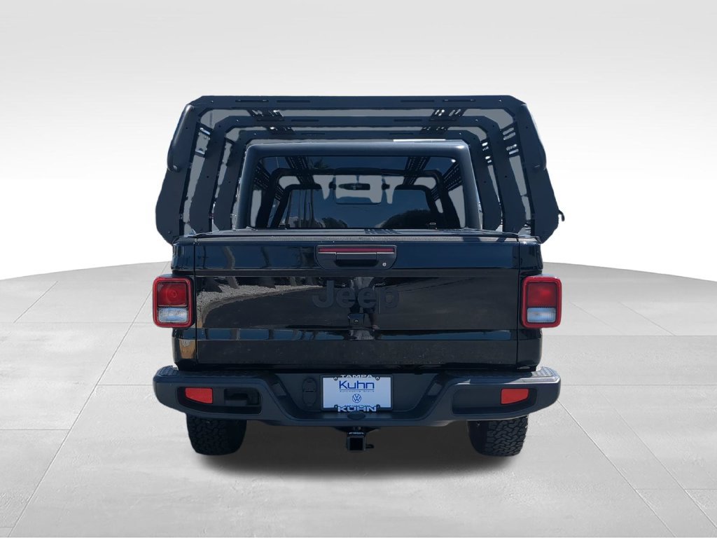 Used 2022 Jeep Gladiator Sport AWD/4WD image 4