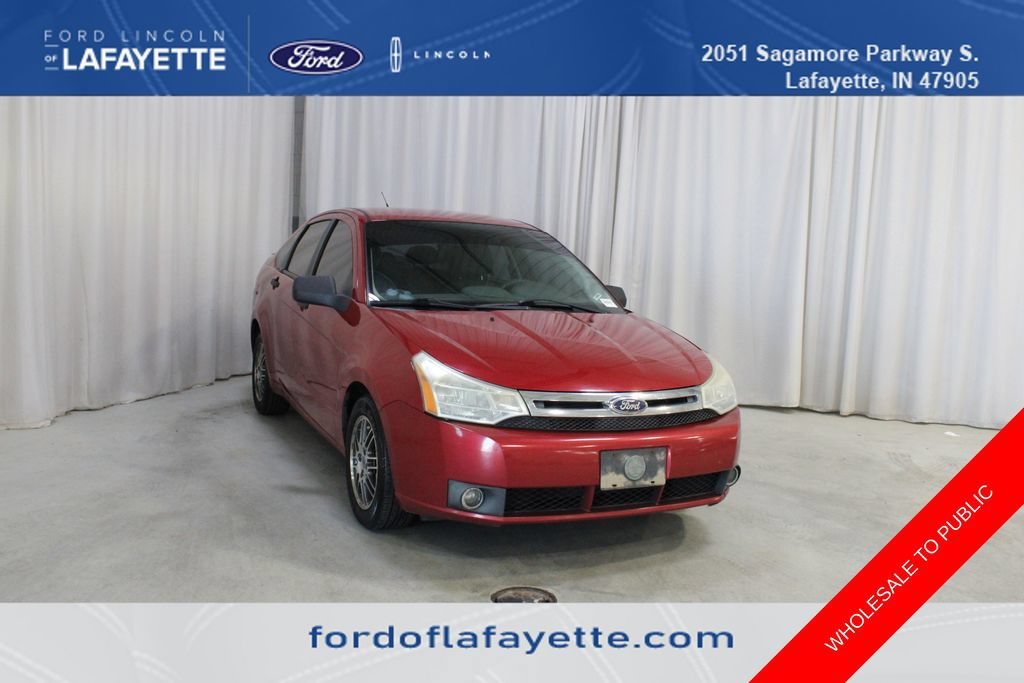 Used 2011 Ford Focus SE w/ Sedan SE Appearance Pkg