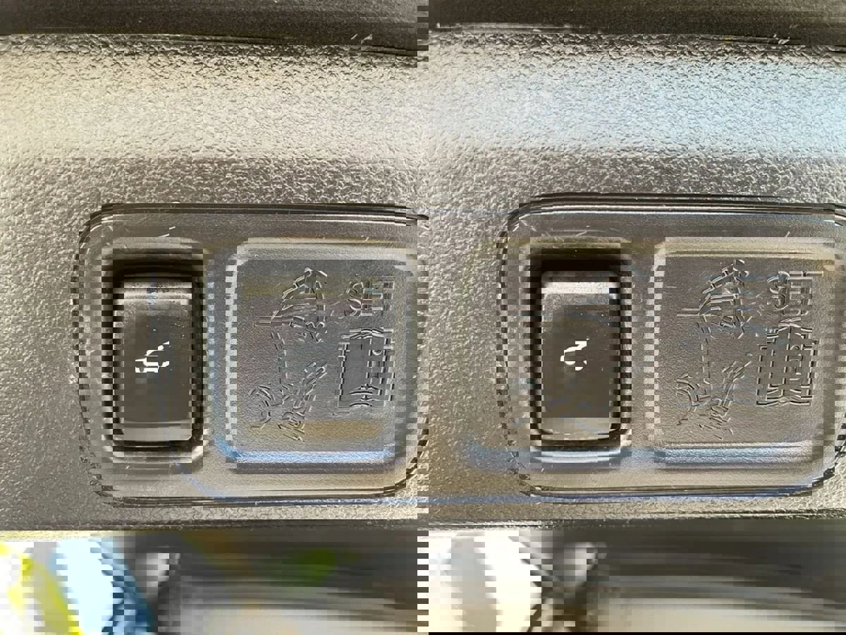 Used 2019 Ford Expedition Max XLT w/ Equipment Group 202A image 12