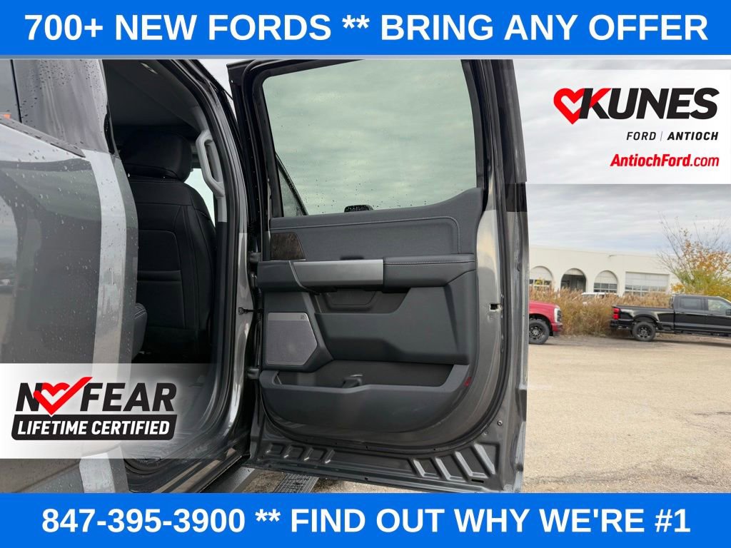 New 2026 Ford F250 Lariat w/ Black Appearance Package image 26