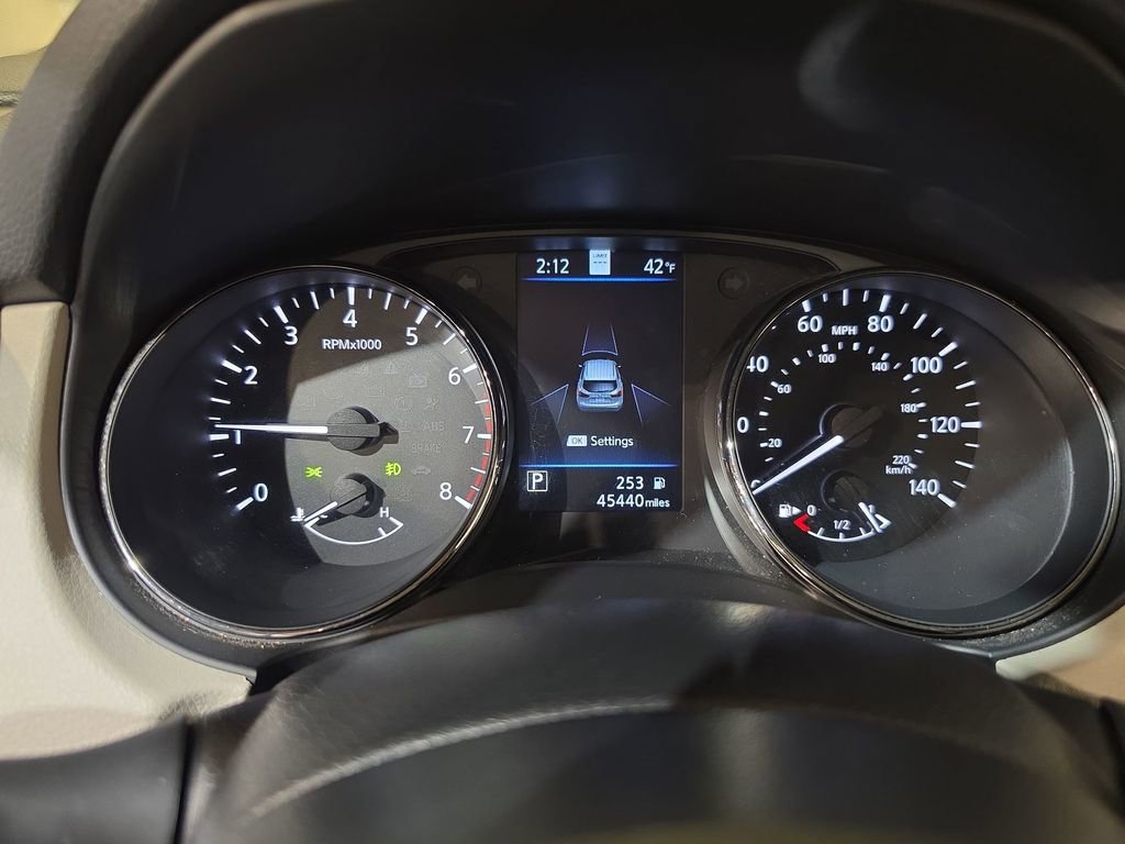 Used 2022 Nissan Rogue Sport SL w/ Premium Package image 10