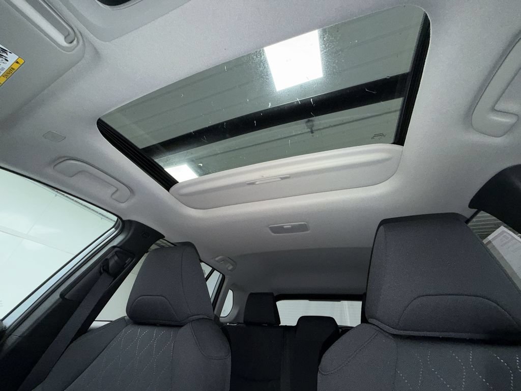 Certified 2023 Toyota Corolla Cross LE w/ Moonroof Package AWD/4WD image 24