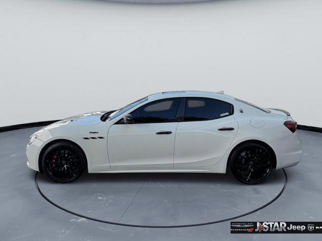 Used 2021 Maserati Ghibli Trofeo image 8