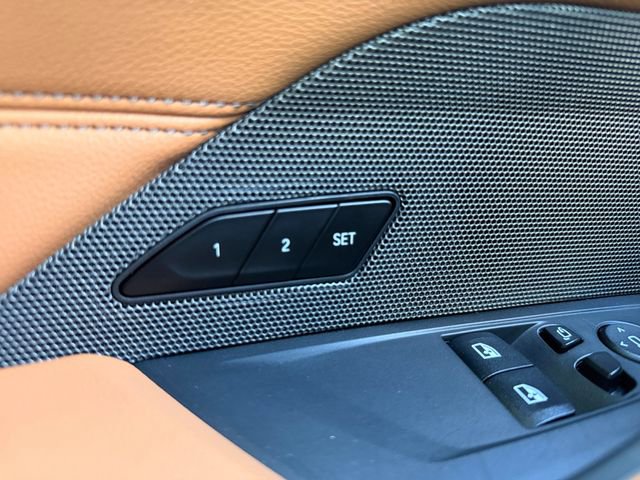 Used 2023 BMW 440i xDrive Coupe w/ Premium Package image 17