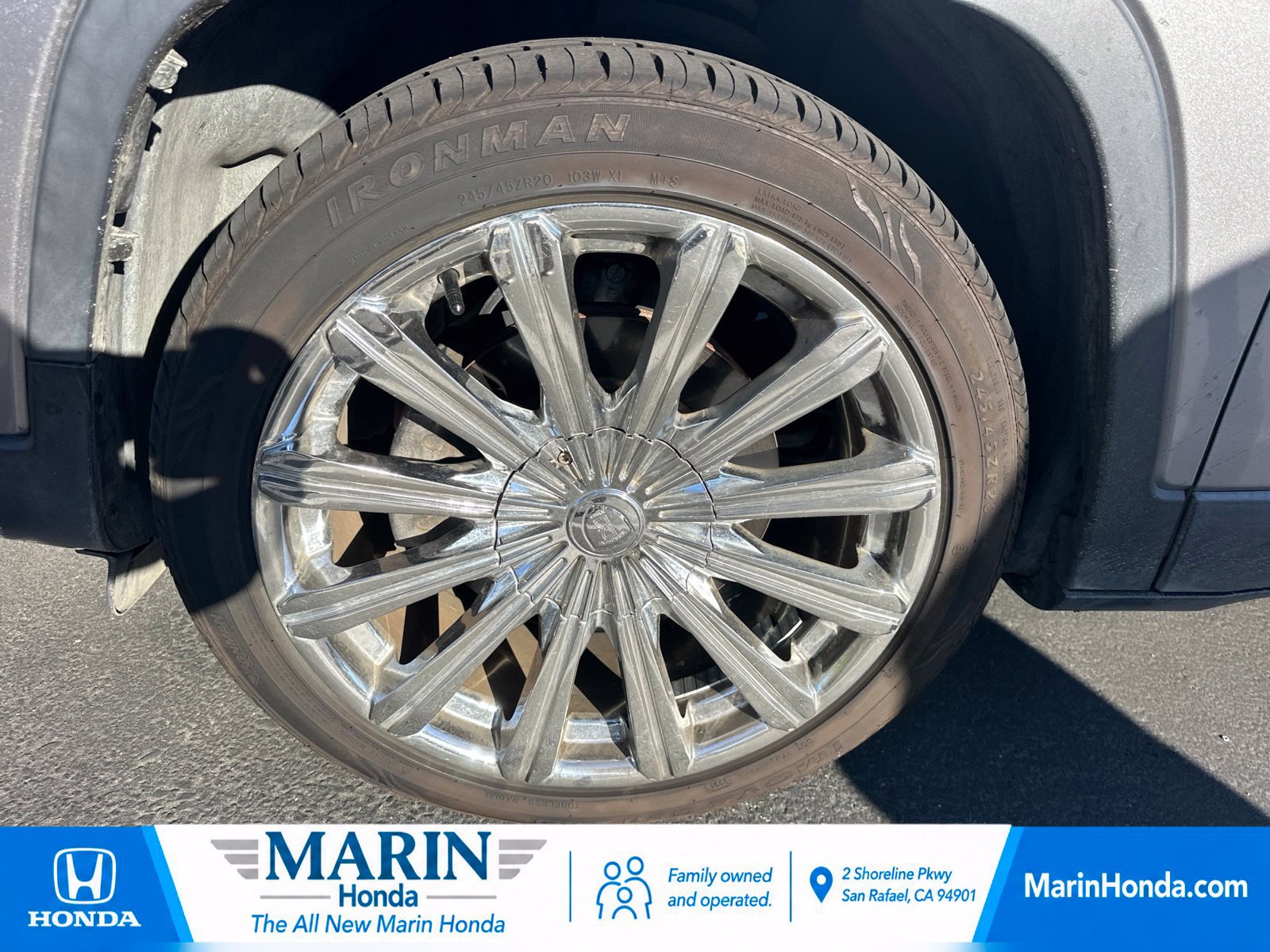 Used 2019 Jeep Cherokee Latitude w/ Popular Appearance Group FWD image 11