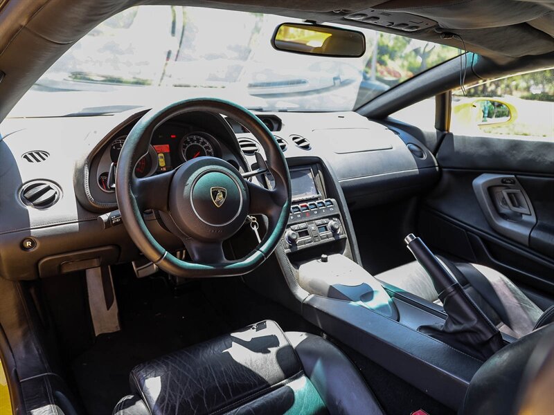 Used 2004 Lamborghini Gallardo AWD/4WD image 18