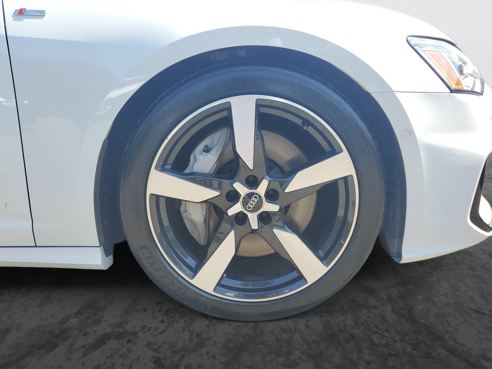 Used 2021 Audi A6 Premium Plus w/ Premium Plus Package AWD/4WD image 6