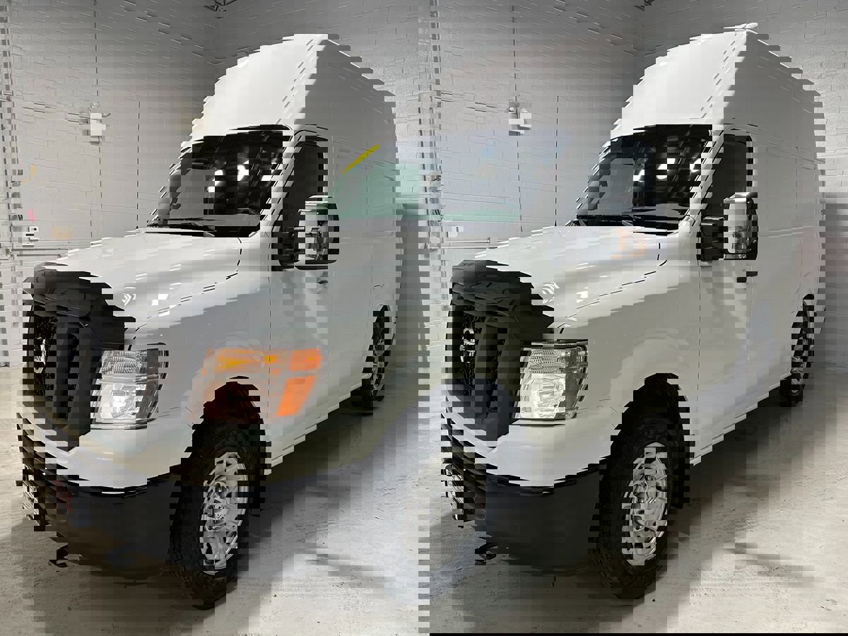 Used 2014 Nissan NV 2500 SV image 19