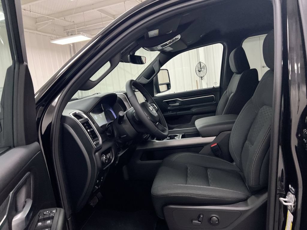 New 2026 RAM 1500 Big Horn AWD/4WD image 20