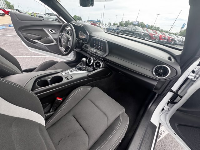 Used 2024 Chevrolet Camaro LT image 8
