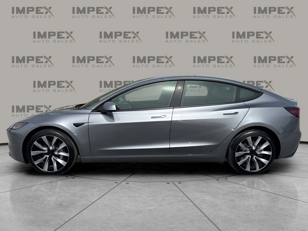 Used 2024 Tesla Model 3 Standard Range RWD image 2
