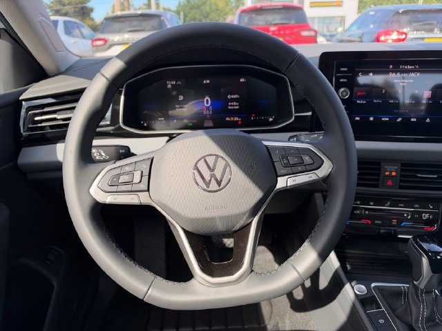 New 2027 Volkswagen Jetta SE FWD image 23