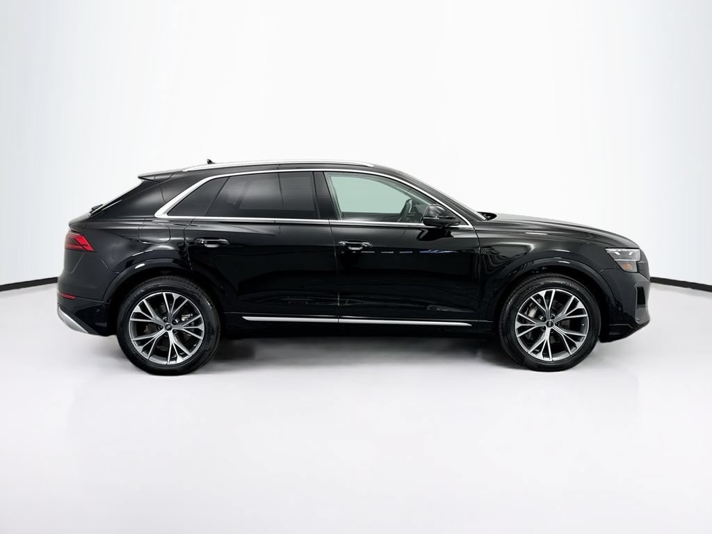 Used 2026 Audi Q8 Premium Plus w/ Premium Plus Package AWD/4WD image 4