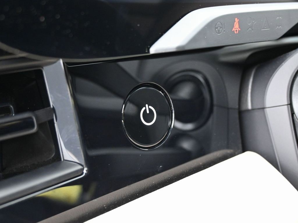 Used 2023 Porsche Taycan image 21