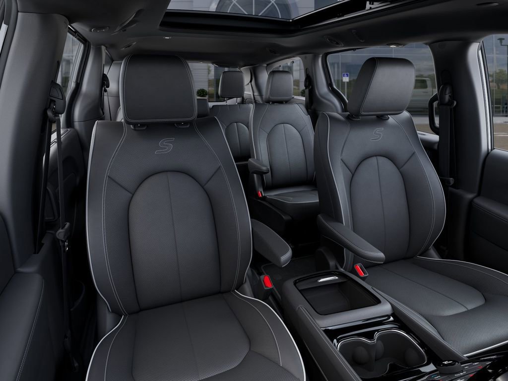 New 2026 Chrysler Pacifica Limited w/ S Appearance Package image 17