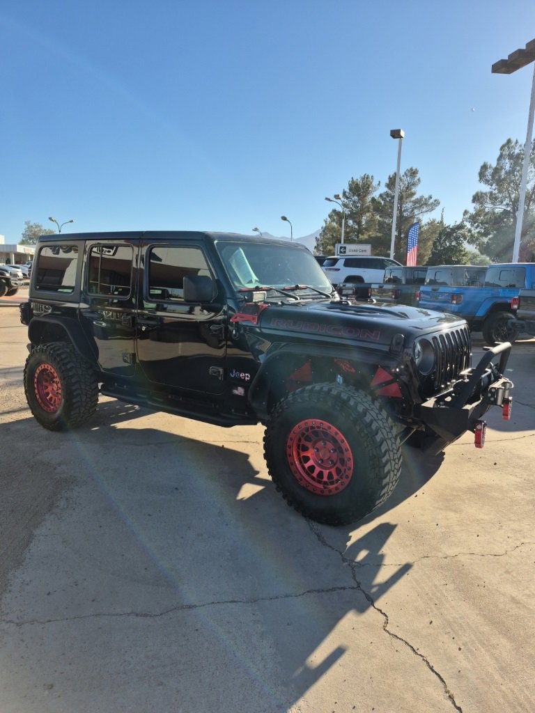 Used 2018 Jeep Wrangler Unlimited Rubicon image 3
