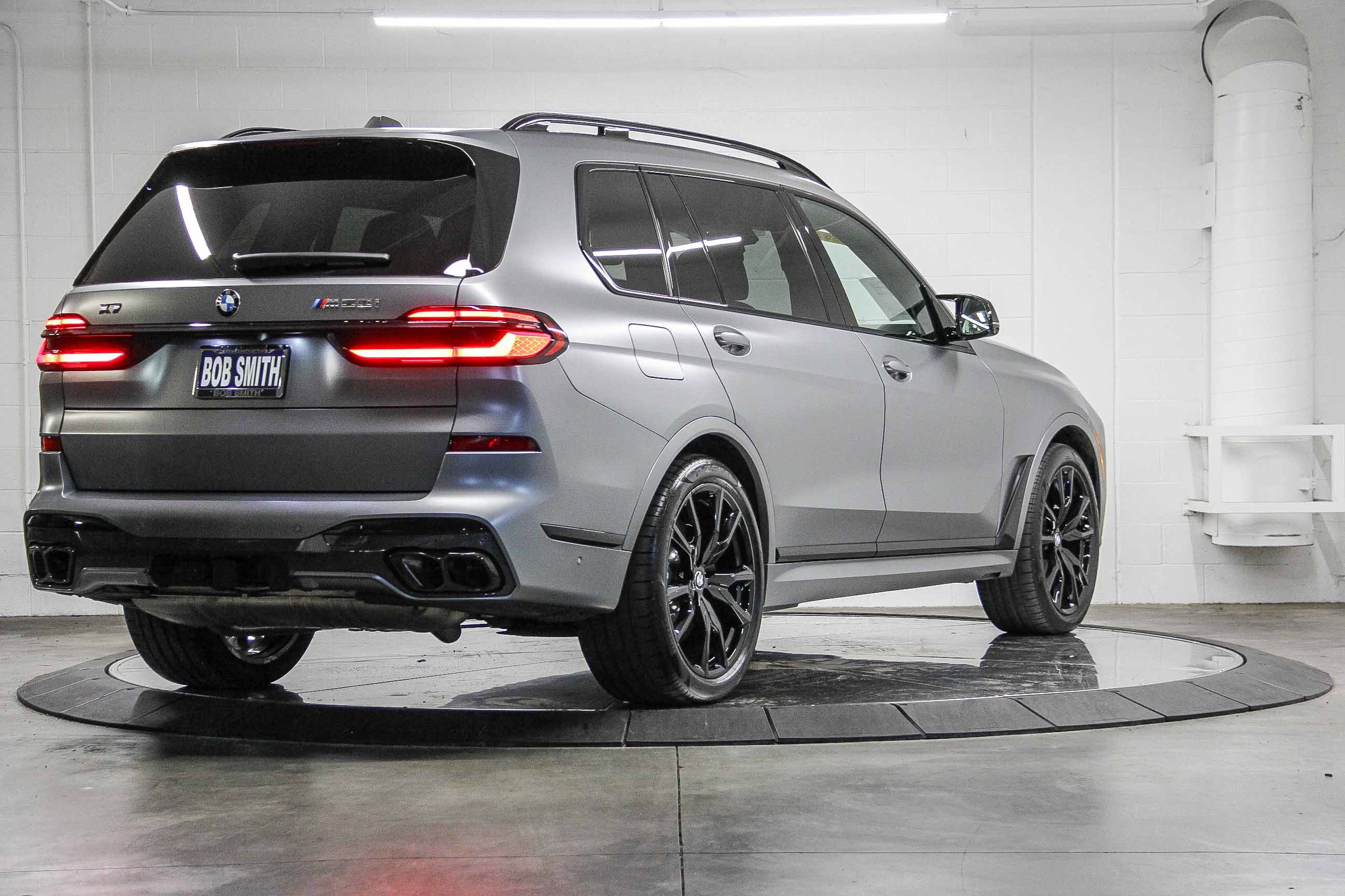 New 2026 BMW X7 M60i image 6