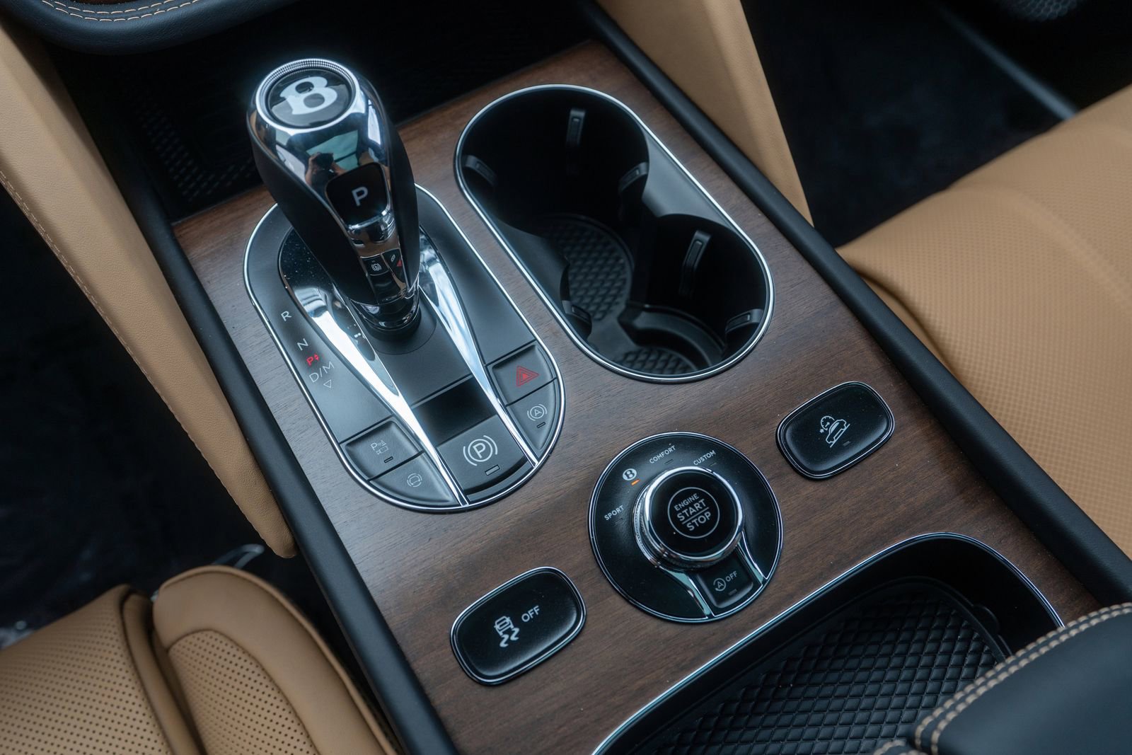 New 2025 Bentley Bentayga image 30