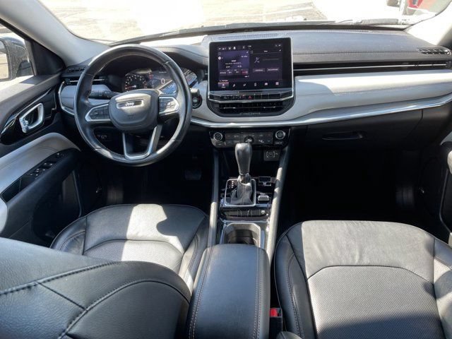 Used 2022 Jeep Compass Limited w/ Sun and Sound Group AWD/4WD image 7