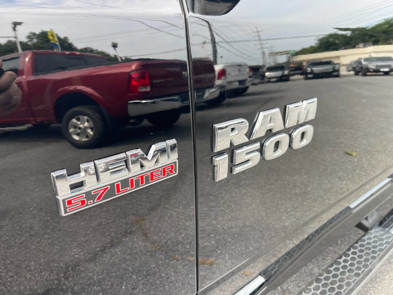 Used 2015 RAM 1500 Sport w/ Convenience Group image 17