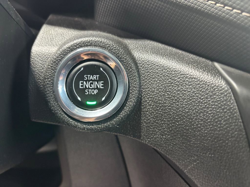 Used 2023 Chevrolet TrailBlazer ACTIV w/ Sun and Liftgate Package AWD/4WD image 21