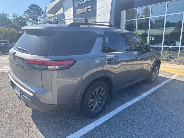 Used 2022 Nissan Pathfinder SV w/ SV Premium Package AWD/4WD image 7