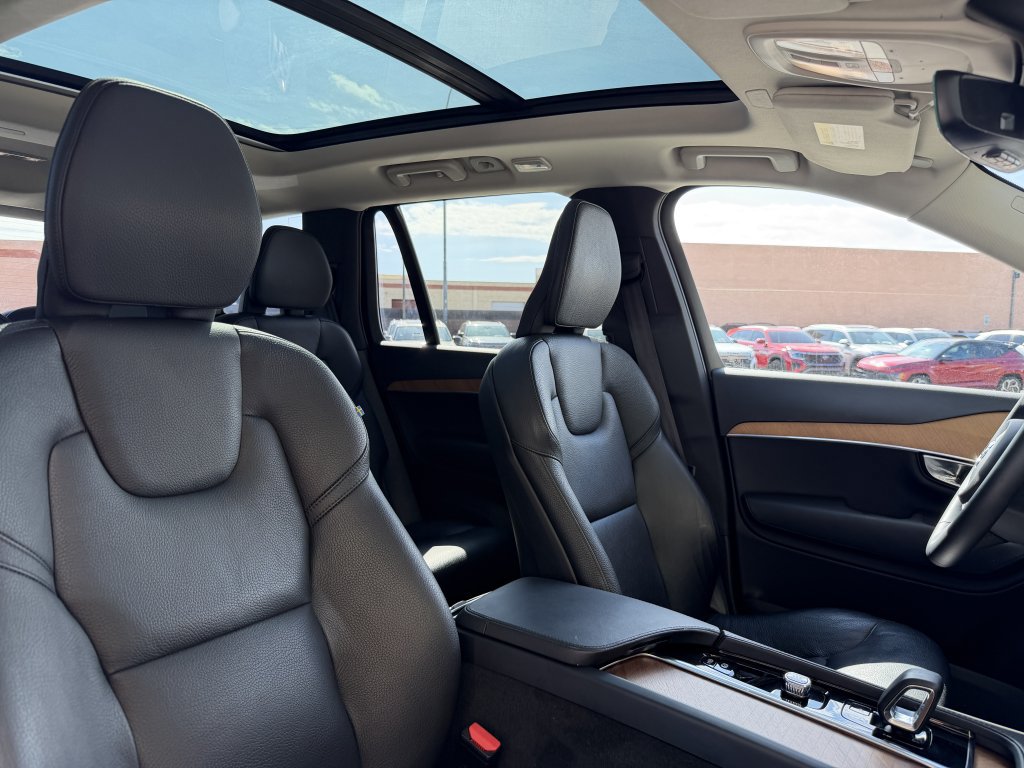Used 2023 Volvo XC90 B6 Plus w/ Protection Package Premier AWD/4WD image 43
