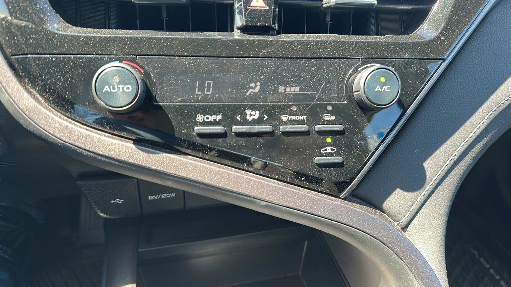Used 2024 Toyota Camry SE FWD image 16
