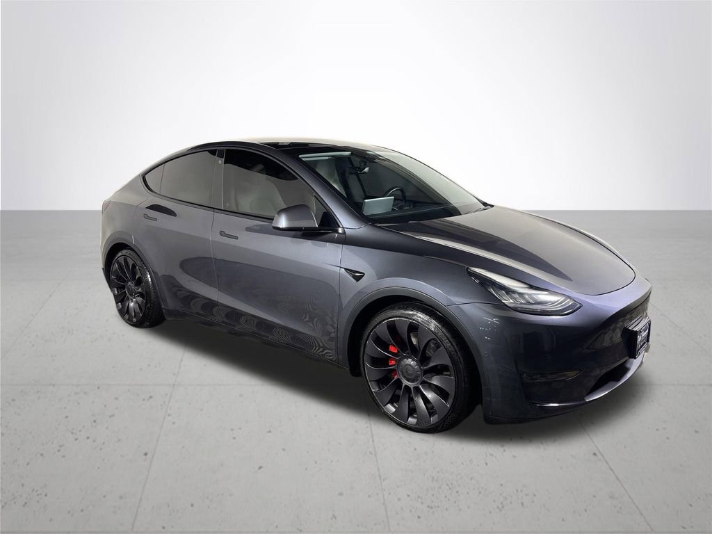 Used 2020 Tesla Model Y Long Range image 4