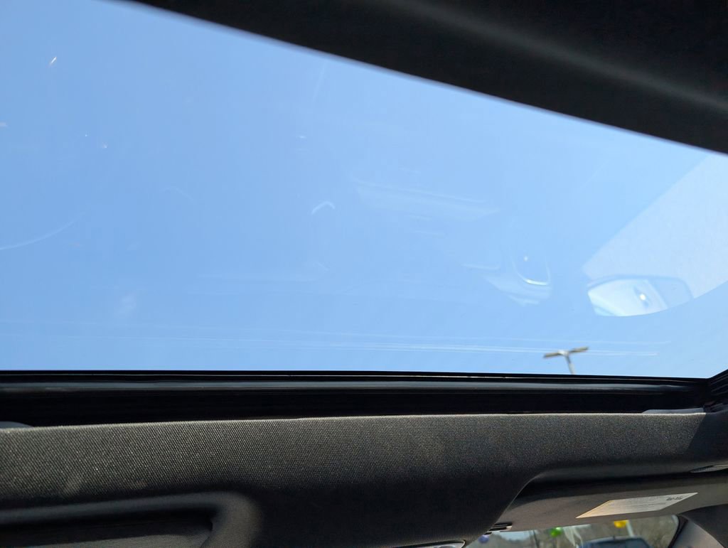 Used 2021 Chevrolet Silverado 1500 High Country image 26