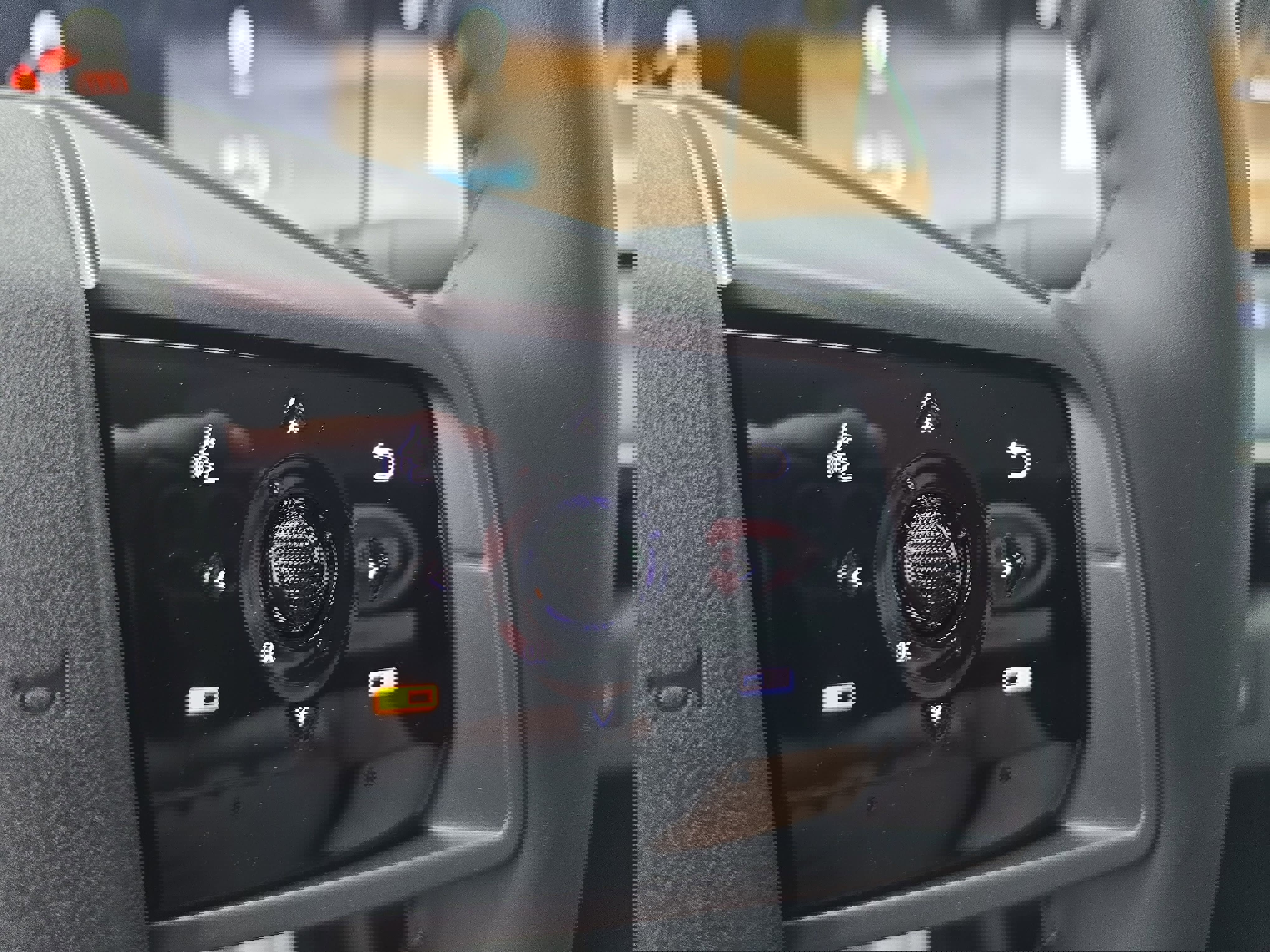 New 2026 Nissan Leaf Platinum+ w/ Cargo Package (Platinum+) image 18