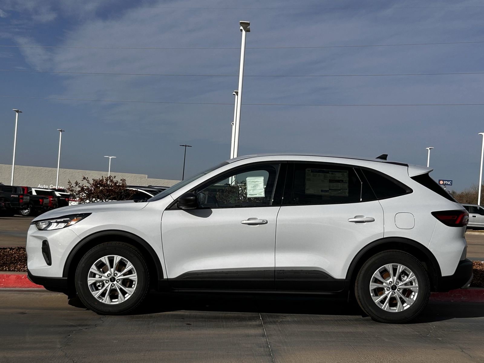 New 2026 Ford Escape Active FWD video 3