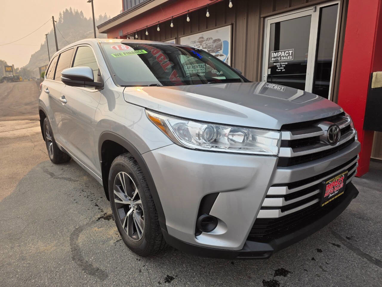 Used 2018 Toyota Highlander AWD V6 image 6