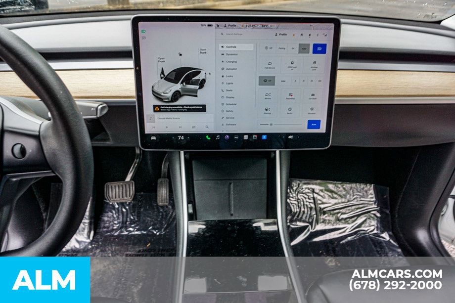 Used 2021 Tesla Model Y Long Range AWD/4WD image 39