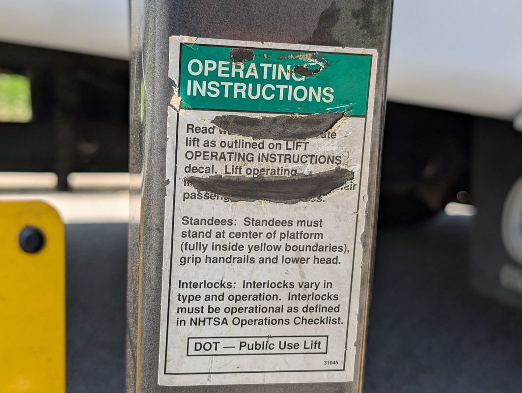 Used 2007 Ford E-450 and Econoline 450 RWD image 32