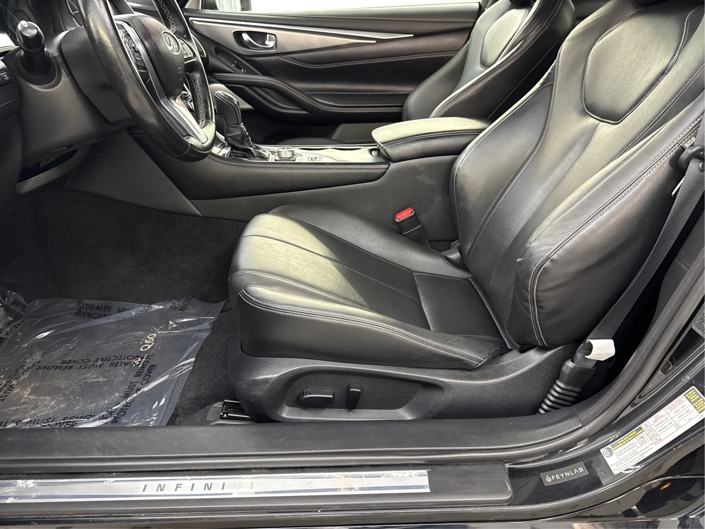 Used 2018 INFINITI Q60 3.0t Luxe AWD/4WD image 11