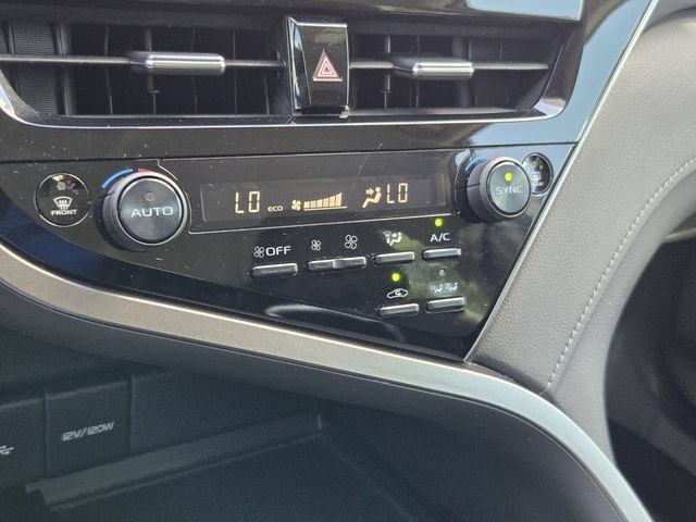 Used 2022 Toyota Camry LE FWD image 17