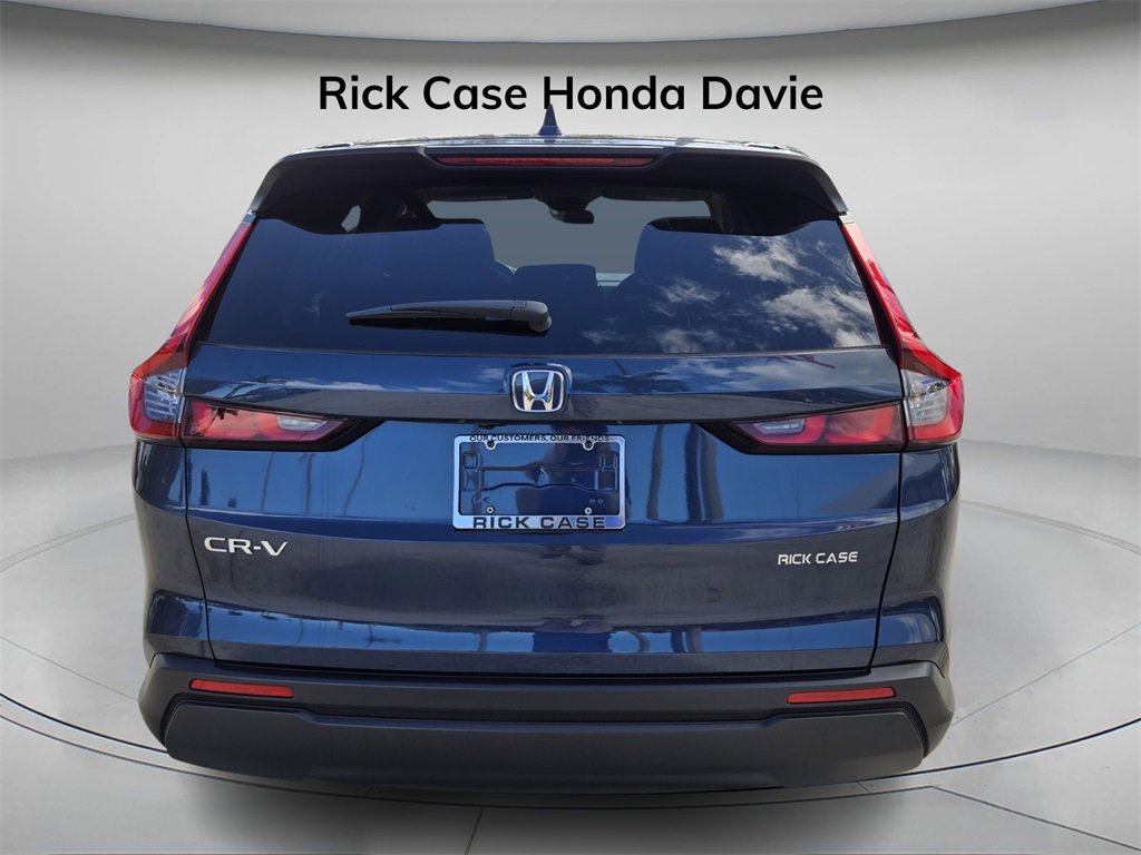 Used 2025 Honda CR-V EX image 6