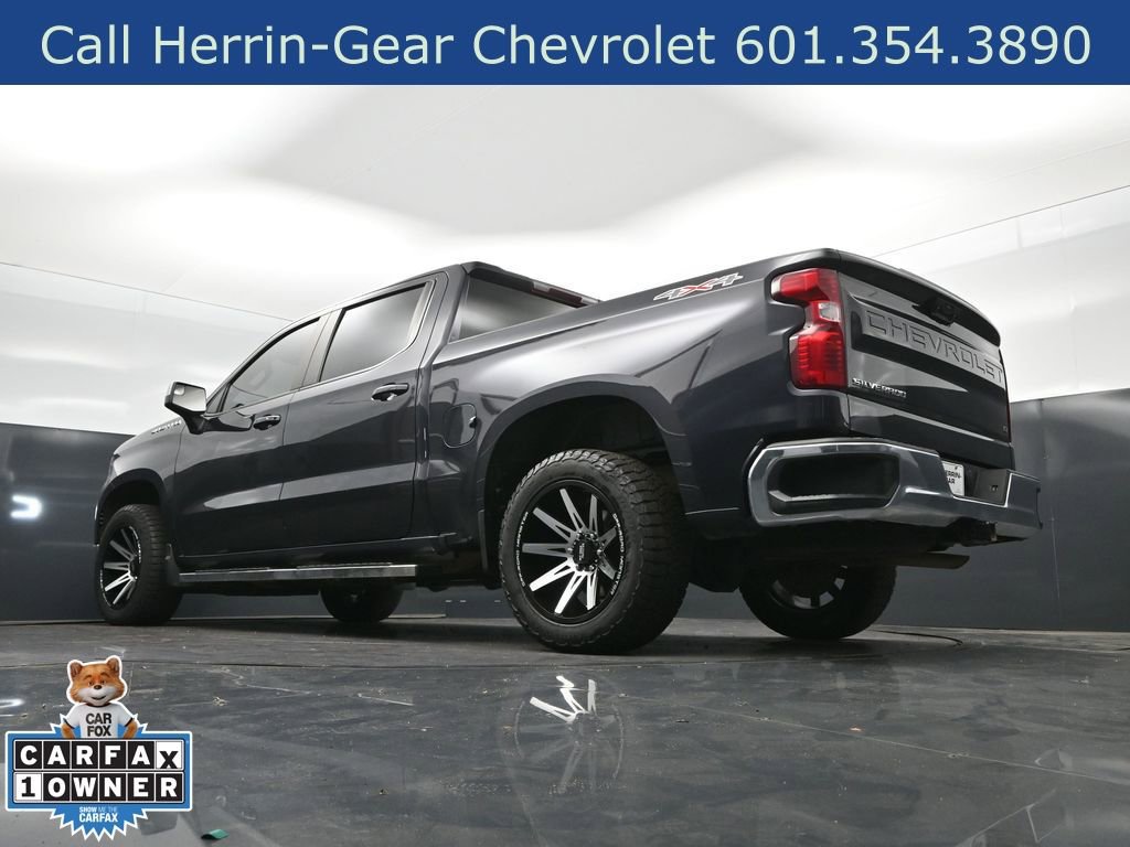 Used 2023 Chevrolet Silverado 1500 LT AWD/4WD image 35