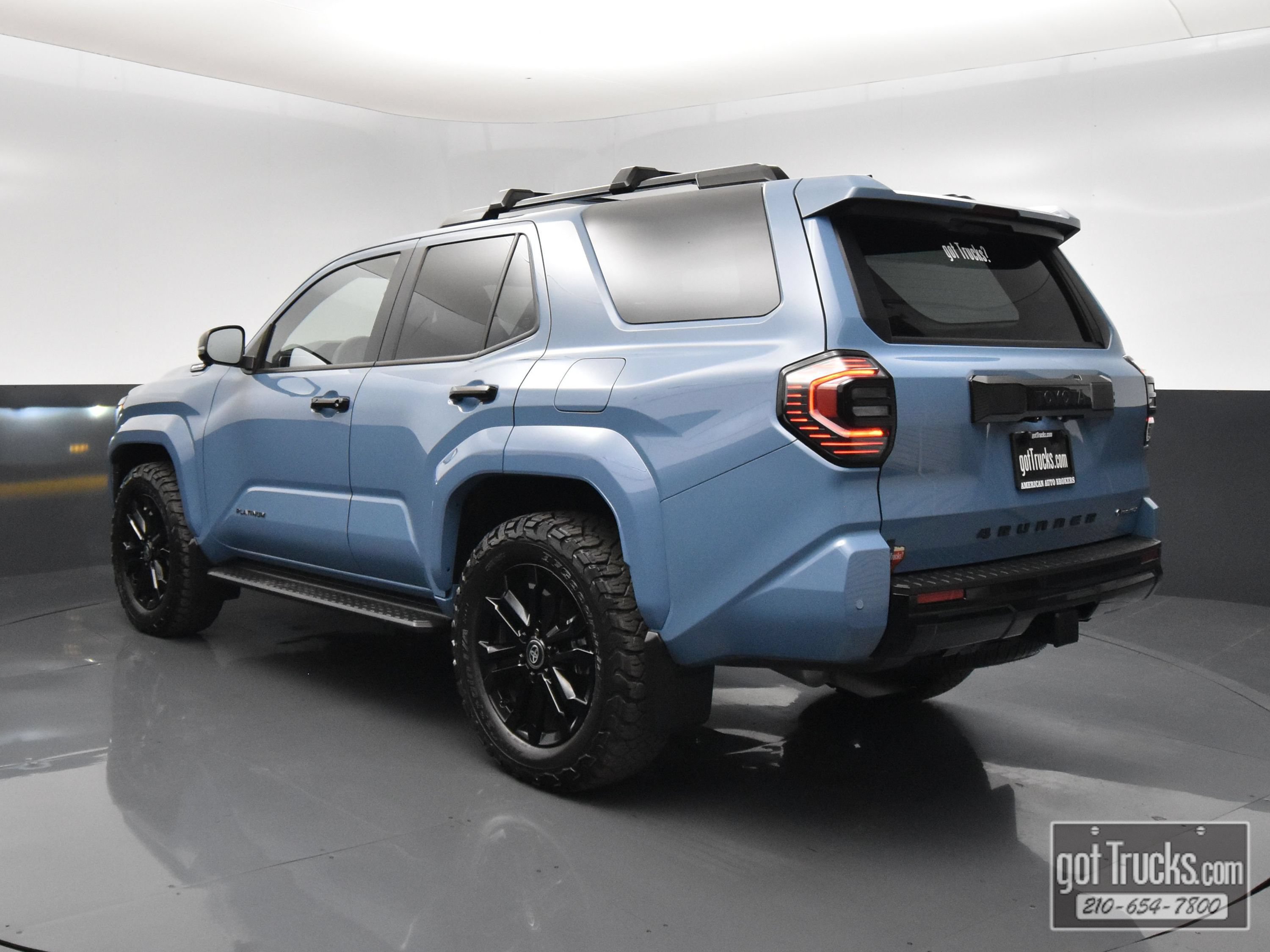 Used 2026 Toyota 4Runner Platinum AWD/4WD image 5
