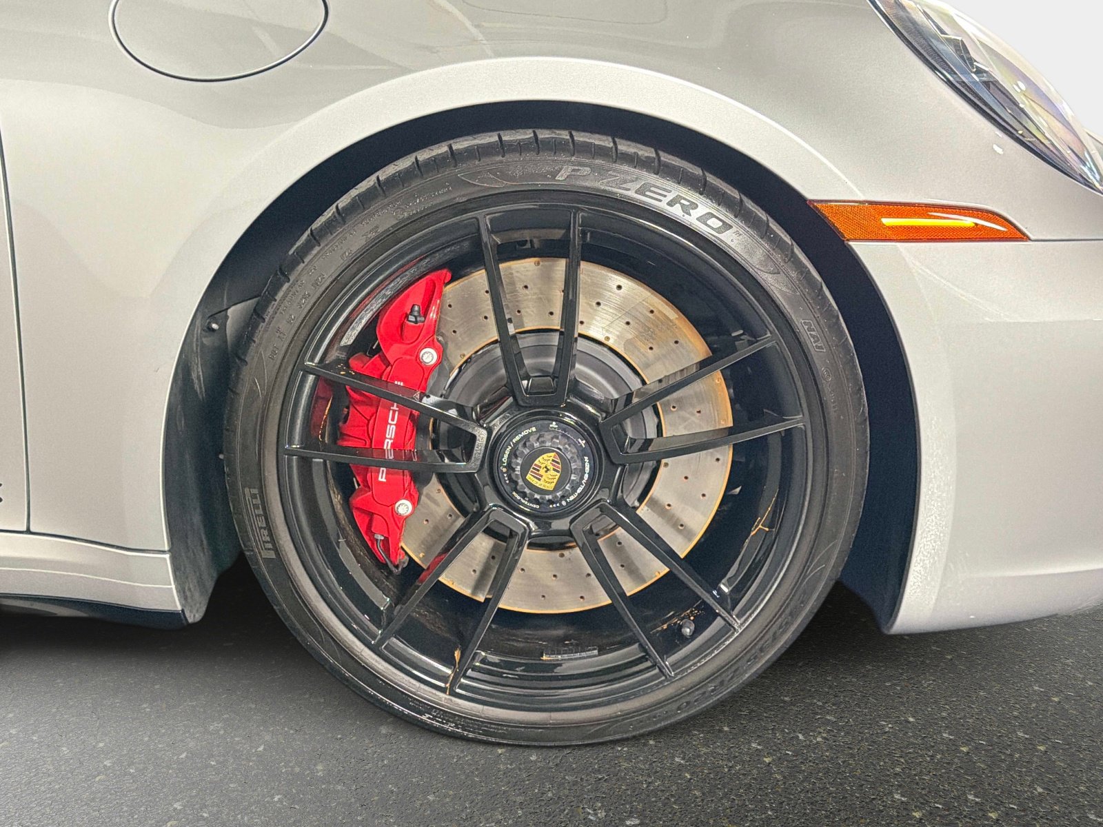 Used 2024 Porsche 911 Carrera 4 GTS image 21