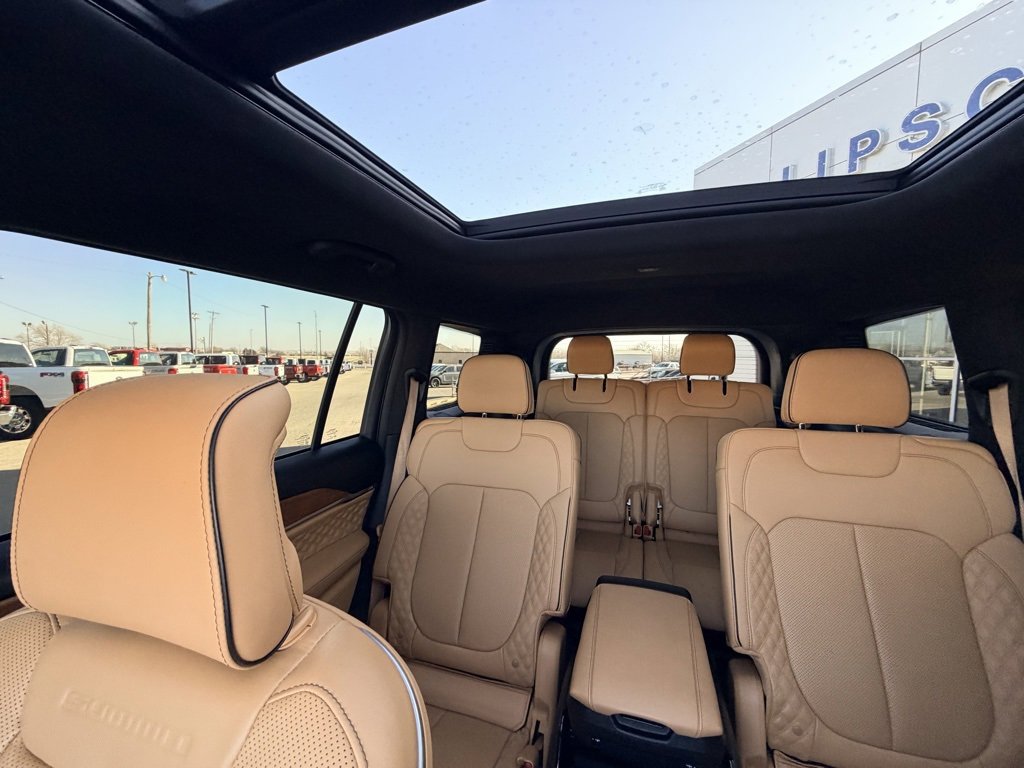 Used 2023 Jeep Grand Cherokee L Summit image 21